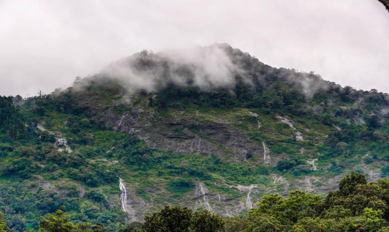 Treebo Trend Misty Garden Resorts With Mountain View Munnar Esterno foto