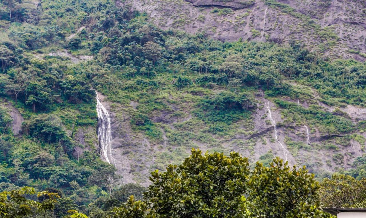 Treebo Trend Misty Garden Resorts With Mountain View Munnar Esterno foto